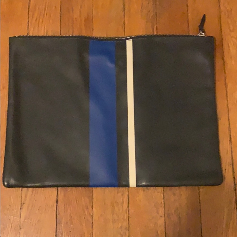 Coach pouch